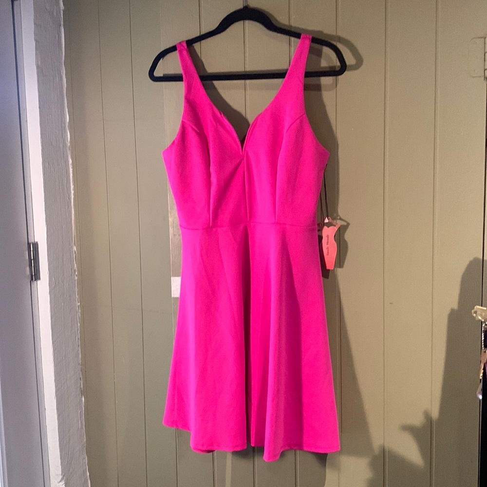 NWT Haute Monde Hot Pink V-Neck Barbie Dress